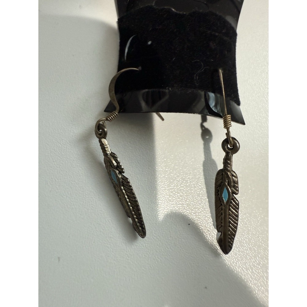VINTAGE SOUTHWESTERN‎ THEMED SILVER TONE TURQUOISE DROP DANGLE EARRINGS